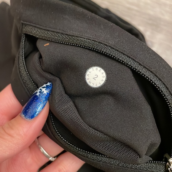 Lululemon NWOT Black Speed Up Crop 21" Sz 0 - Picture 7 of 8